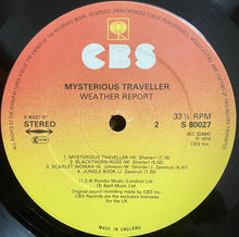 Carica l&#39;immagine nel visualizzatore di Gallery, Weather Report : Mysterious Traveller (LP, Album, RE)
