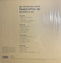 Carica l'immagine nel visualizzatore di Gallery, Kiss : Off The Soundboard Poughkeepsie NY Mid-Hudson Arena November 28 1984 (2xLP, 180)
