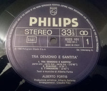 Carica l'immagine nel visualizzatore di Gallery, Alberto Fortis : Tra Demonio E Santità (LP, Album)
