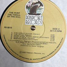 Carica l&#39;immagine nel visualizzatore di Gallery, The Hunt (2) : The Thrill Of The Kill (LP, Album)

