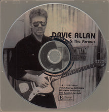Carica l'immagine nel visualizzatore di Gallery, Davie Allan &amp; The Arrows : The Arrow Dynamic Sounds Of Davie Allan &amp; The Arrows (CD, Album)
