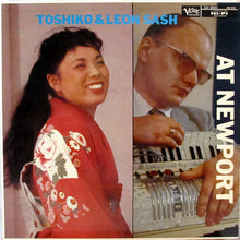 Carica l'immagine nel visualizzatore di Gallery, Toshiko Akiyoshi &amp; Leon Sash : Toshiko &amp; Leon Sash At Newport (LP, Album, RE)
