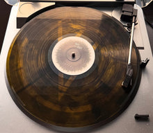 Carica l&#39;immagine nel visualizzatore di Gallery, Erra (2) : Cure (LP, Album, Bla)
