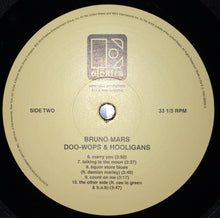 Carica l&#39;immagine nel visualizzatore di Gallery, Bruno Mars : Doo-Wops &amp; Hooligans (LP, Album)
