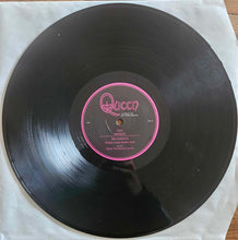 Carica l'immagine nel visualizzatore di Gallery, Queen : A Night At The Hippodrome (LP, Album, Unofficial)

