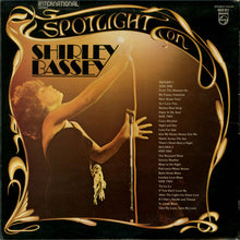 Carica l&#39;immagine nel visualizzatore di Gallery, Shirley Bassey : Spotlight On Shirley Bassey (2xLP, Comp)
