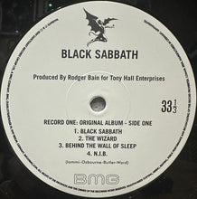 Carica l'immagine nel visualizzatore di Gallery, Black Sabbath : Black Sabbath (LP, Album, RE + LP, RE + RM, Del)
