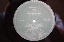 Carica l&#39;immagine nel visualizzatore di Gallery, Johnnie Pate Trio : The Johnnie Pate Trio (LP, Album, RE)
