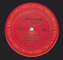 Carica l&#39;immagine nel visualizzatore di Gallery, Miles Davis : E.S.P. (LP, Album, RE)
