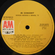 Carica l&#39;immagine nel visualizzatore di Gallery, Sérgio Mendes &amp; Brasil &#39;77 : In Concert (LP, Album)
