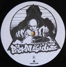 Carica l&#39;immagine nel visualizzatore di Gallery, Blackalicious : Deception (Remixes) (12&quot;)
