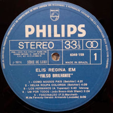 Carica l&#39;immagine nel visualizzatore di Gallery, Elis Regina : Falso Brilhante (LP, Album, RE)
