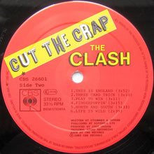 Carica l&#39;immagine nel visualizzatore di Gallery, The Clash : Cut The Crap (LP, Album)
