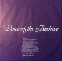 Carica l&#39;immagine nel visualizzatore di Gallery, Voice Of The Beehive : Honey Lingers (LP, Album)
