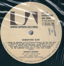 Carica l&#39;immagine nel visualizzatore di Gallery, Shirley Bassey : Something Else (LP, Album, Gat)
