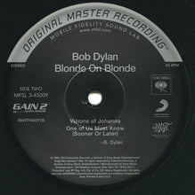 Carica l&#39;immagine nel visualizzatore di Gallery, Bob Dylan : Blonde On Blonde (3x12&quot;, Album, RE, RM, 180 + Box, Ltd, Num)
