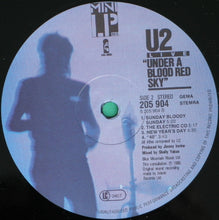 Carica l&#39;immagine nel visualizzatore di Gallery, U2 : Live &quot;Under A Blood Red Sky&quot; (LP, MiniAlbum, RE)
