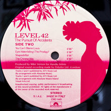 Carica l&#39;immagine nel visualizzatore di Gallery, Level 42 : The Pursuit Of Accidents (LP, Album)
