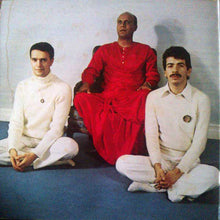 Carica l'immagine nel visualizzatore di Gallery, Carlos Santana / Mahavishnu John McLaughlin* : Love Devotion Surrender (LP, Album, Gat)
