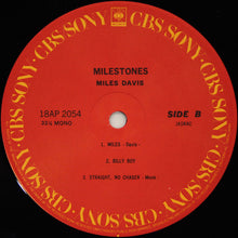 Carica l&#39;immagine nel visualizzatore di Gallery, Miles Davis = Miles Davis : Milestones = マイルストーンズ (LP, Album, Mono, RE)
