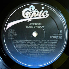 Carica l&#39;immagine nel visualizzatore di Gallery, Jeff Beck : Blow By Blow (LP, Album, RE)
