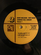 Carica l&#39;immagine nel visualizzatore di Gallery, Gerry Mulligan / Chet Baker : Carnegie Hall Concert Volume 1 (LP, Album, Gat)
