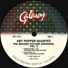 Carica l&#39;immagine nel visualizzatore di Gallery, Art Pepper Quartet : The Maiden Voyage Sessions, Vol. 3 (LP, Album)
