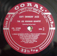 Carica l&#39;immagine nel visualizzatore di Gallery, Joe Newman Quartet Featuring Shirley Scott : Soft Swingin&#39; Jazz (LP, Album, Mono)
