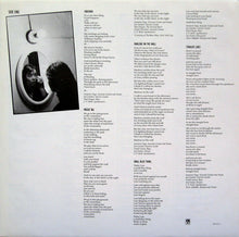 Carica l&#39;immagine nel visualizzatore di Gallery, Suzanne Vega : Suzanne Vega (LP, Album, Bla)

