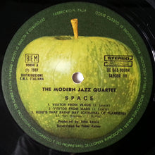 Carica l&#39;immagine nel visualizzatore di Gallery, The Modern Jazz Quartet : Space (LP, Album, Gat)
