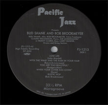 Carica l&#39;immagine nel visualizzatore di Gallery, Bud Shank, Bob Brookmeyer : Strings &amp; Trombones (The Saxophone Artistry Of Bud Shank) (LP, Album, Mono, RE, wit)
