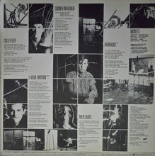 Carica l&#39;immagine nel visualizzatore di Gallery, Models (2) : Out Of Mind Out Of Sight (LP, Album)
