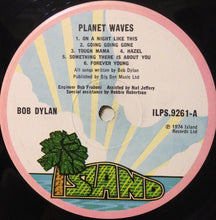 Carica l&#39;immagine nel visualizzatore di Gallery, Bob Dylan : Planet Waves (LP, Album)
