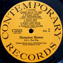 Carica l&#39;immagine nel visualizzatore di Gallery, Hampton Hawes : Everybody Likes Hampton Hawes, Vol. 3: The Trio (LP, Album, Mono, RE, SLM)

