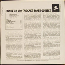 Carica l&#39;immagine nel visualizzatore di Gallery, The Chet Baker Quintet : Comin&#39; On With The Chet Baker Quintet (LP, Album, RE)

