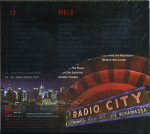 Carica l&#39;immagine nel visualizzatore di Gallery, Joe Bonamassa : Live At Radio City Music Hall (CD + Blu-ray, Multichannel + Album)
