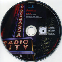 Carica l&#39;immagine nel visualizzatore di Gallery, Joe Bonamassa : Live At Radio City Music Hall (CD + Blu-ray, Multichannel + Album)
