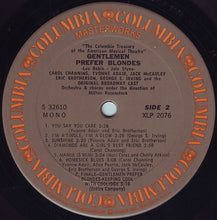 Carica l&#39;immagine nel visualizzatore di Gallery, Carol Channing, Yvonne Adair, Jack McCauley, Eric Brotherson, George S. Irving And The &quot;Gentlemen Prefer Blondes&quot; Original Broadway Cast : Gentlemen Prefer Blondes (LP, Album, Mono, RE)
