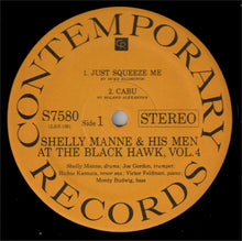 Carica l&#39;immagine nel visualizzatore di Gallery, Shelly Manne &amp; His Men : At The Black Hawk, Vol. 4 (LP, Album, RE)
