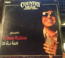 Carica l'immagine nel visualizzatore di Gallery, Ronnie Milsap : At His Best (LP, Comp)
