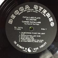 Carica l&#39;immagine nel visualizzatore di Gallery, Carmen Cavallaro : Cavallaro Plays Ellington (LP, Album)
