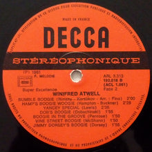Carica l&#39;immagine nel visualizzatore di Gallery, Winifred Atwell : Winifred Atwell (LP, Album, RE)
