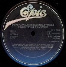 Carica l&#39;immagine nel visualizzatore di Gallery, Stevie Ray Vaughan And Double Trouble* : Couldn&#39;t Stand The Weather (LP, Album)
