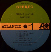 Carica l&#39;immagine nel visualizzatore di Gallery, Shelly Manne : Daktari (LP, Album, Mon)
