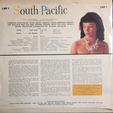 Carica l&#39;immagine nel visualizzatore di Gallery, Joyce Blair, Peter Grant (8), Isabelle Lucas, Bernard Martin, Ian Wallace (3) And Mike Sammes Singers With The New World Show Orchestra Conducted By Johnny Douglas : South Pacific (LP, Album, Mono, Club)

