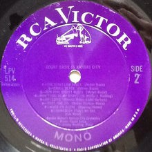 Carica l&#39;immagine nel visualizzatore di Gallery, Count Basie / Bennie Moten&#39;s Kansas City Orchestra : Count Basie In Kansas City: Bennie Moten&#39;s Great Band Of 1930-1932 (LP, Comp, Mono, Pur)
