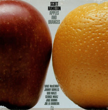 Carica l&#39;immagine nel visualizzatore di Gallery, Scott Hamilton : Apples And Oranges (LP, Album)
