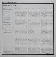 Carica l&#39;immagine nel visualizzatore di Gallery, Herb Geller : Herb Geller Plays (LP, Album, Mono, RE)
