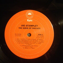Carica l&#39;immagine nel visualizzatore di Gallery, Joe Stampley : The Sheik Of Chicago (LP, Album)
