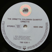 Carica l&#39;immagine nel visualizzatore di Gallery, The Ornette Coleman Quartet : Ornette (LP, Album, RE)
